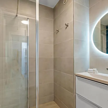 Daturas Bright Apt With Balcony - Happy Rentals Appartamento